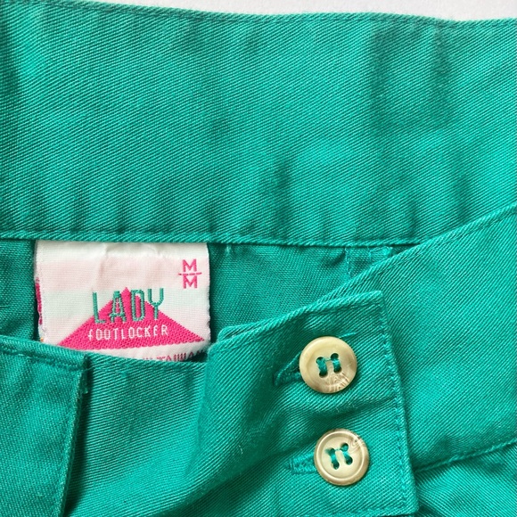Vintage LadyFootlocker Shorts - Picture 10 of 10